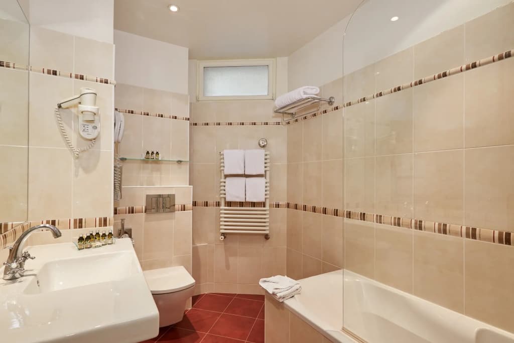 Hotel Mayfair - photo 9