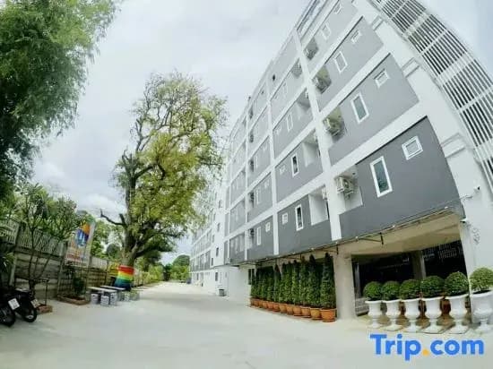 Sunrise Inn - photo 8