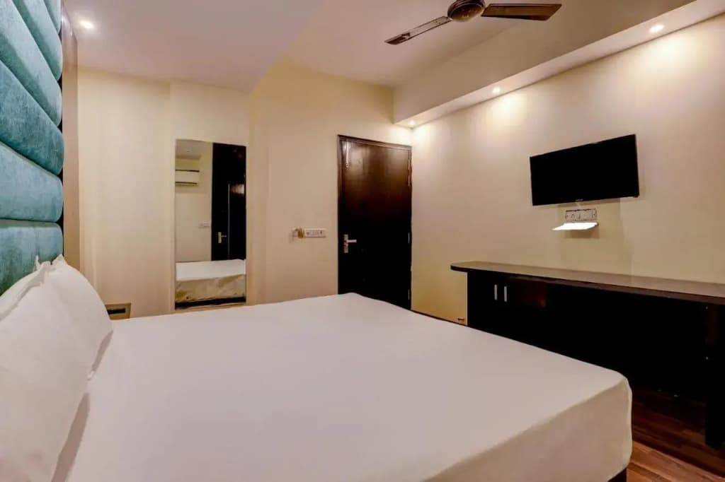 Hotel O Golden King - photo 6