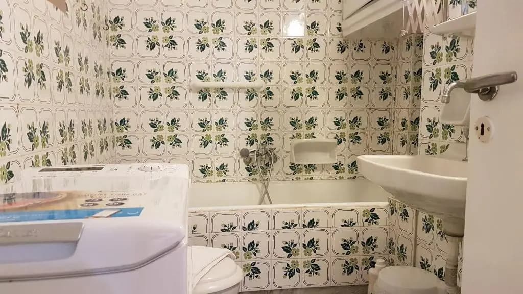 Teal Apartment - Athens Center, 4 BD, 2 BATH - photo 9