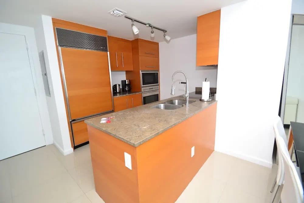 Icon by Design Suites Miami - photo 32