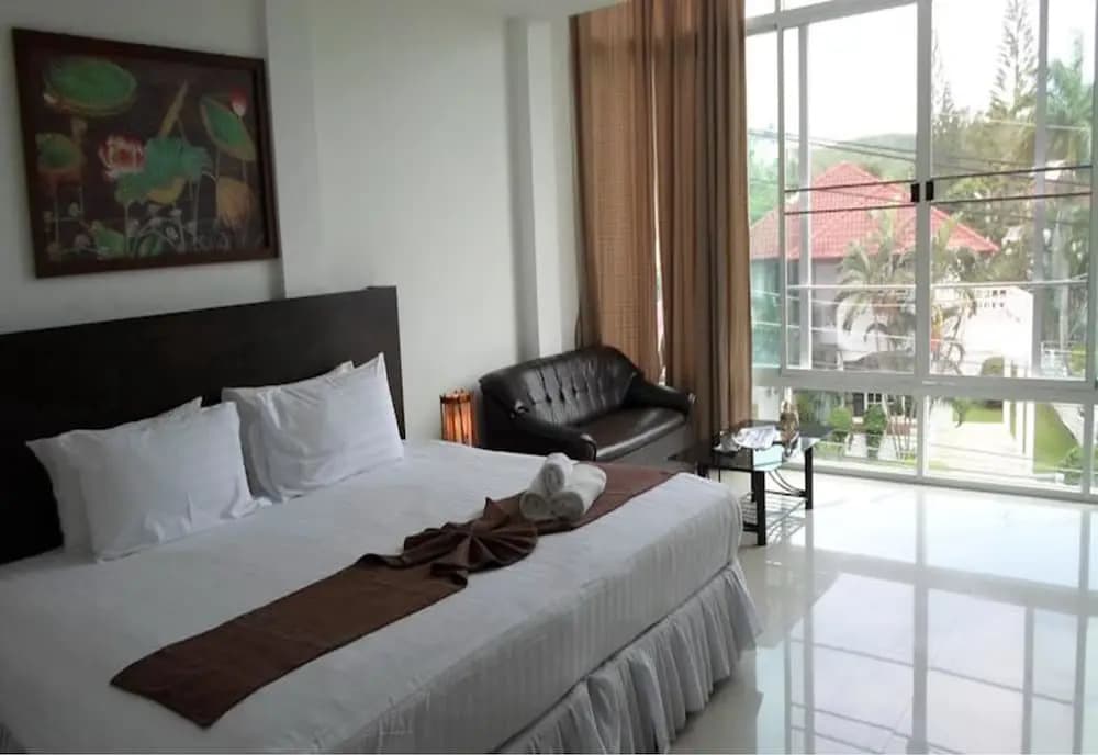 Baan Oui Phuket Guest House - photo 5