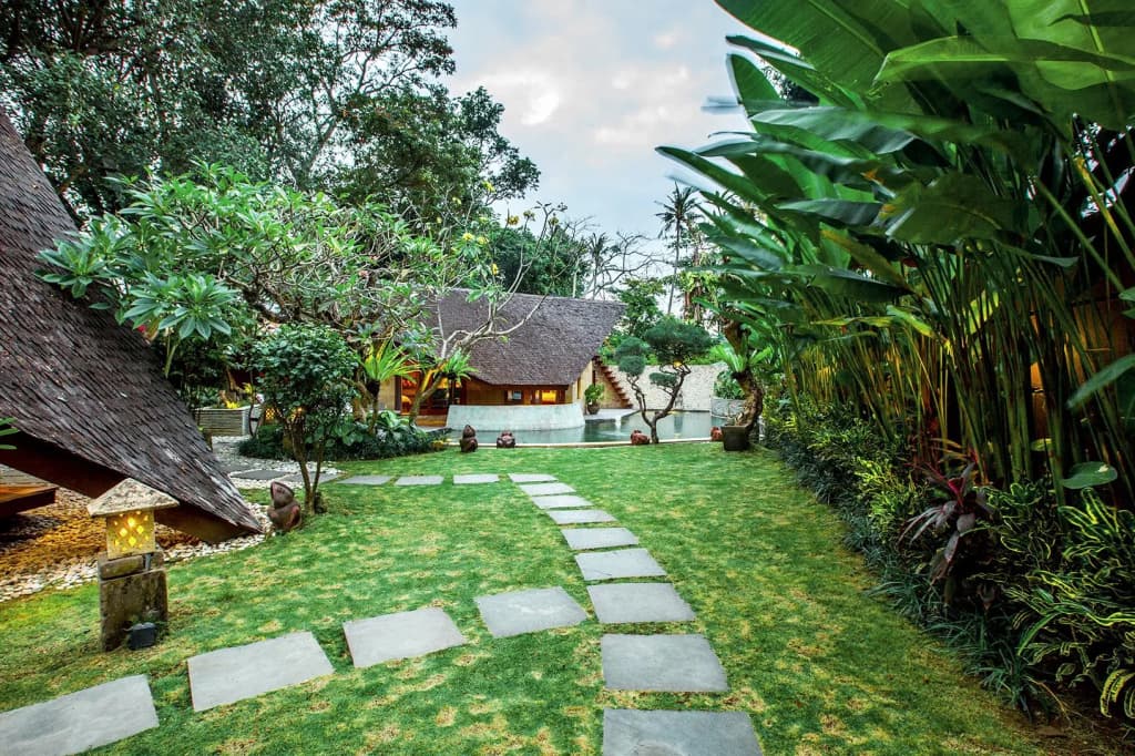 Kalyca Villa Seminyak - photo 2