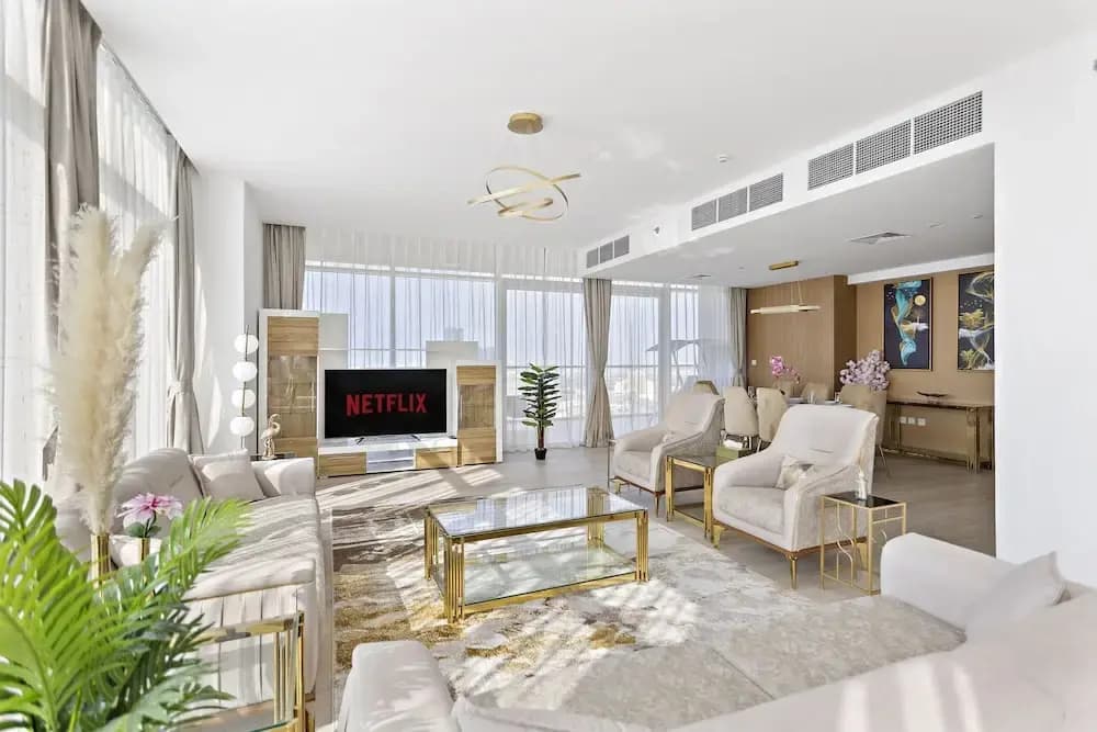 Hameni Tower - W2801 4BD - photo 1