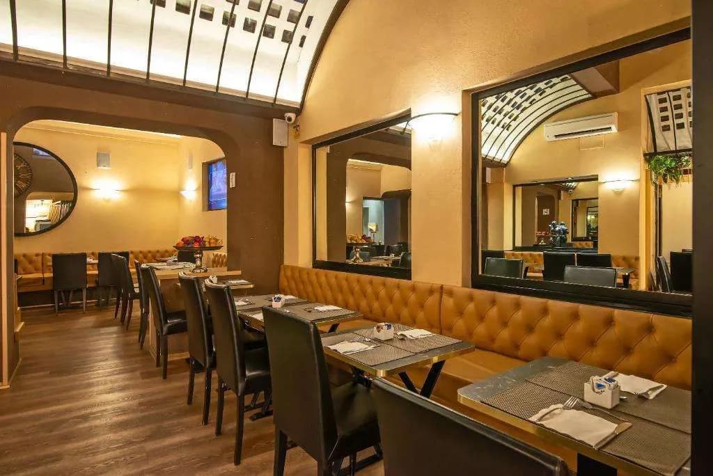Hotel Accademia - photo 25