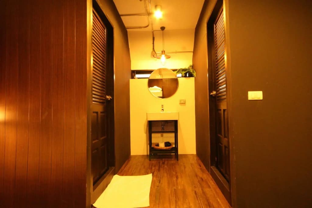 STrips the Poshtel - Hostel - photo 1