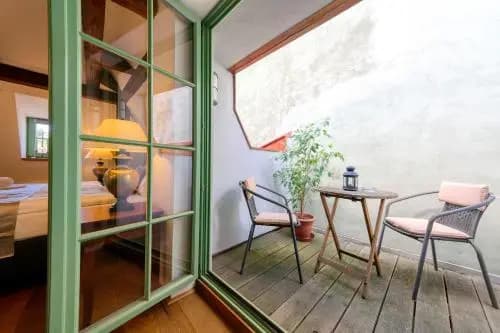 Nobles Apartments - photo 8