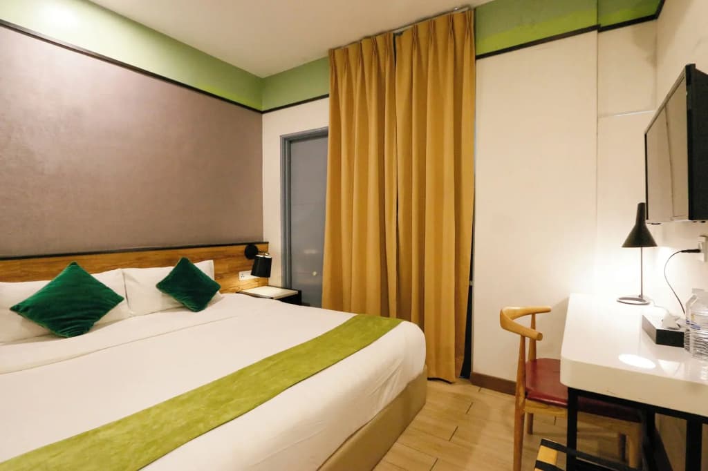 Golden Roof Hotel Seri Iskandar - photo 4