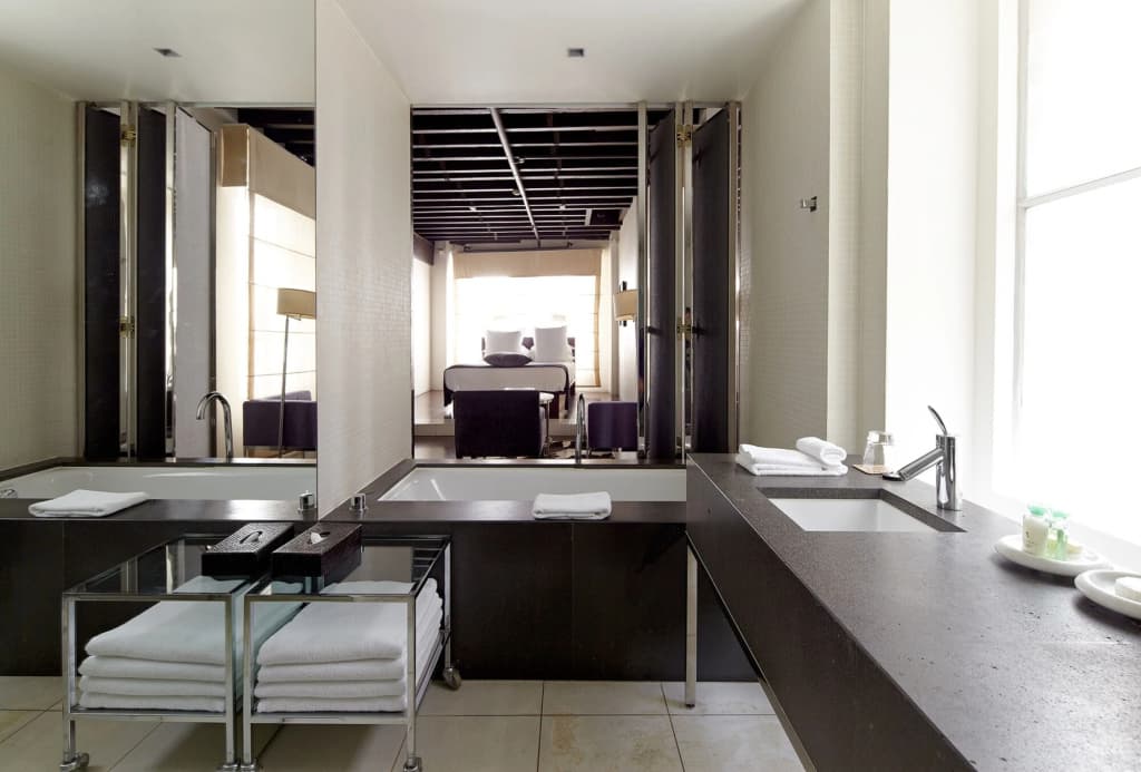 Establishment Hotel - photo 18