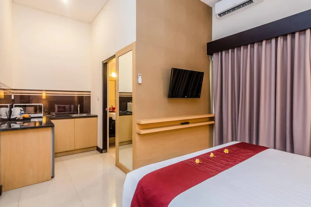 ZEN Premium Seminyak Eka Laweya - photo 7