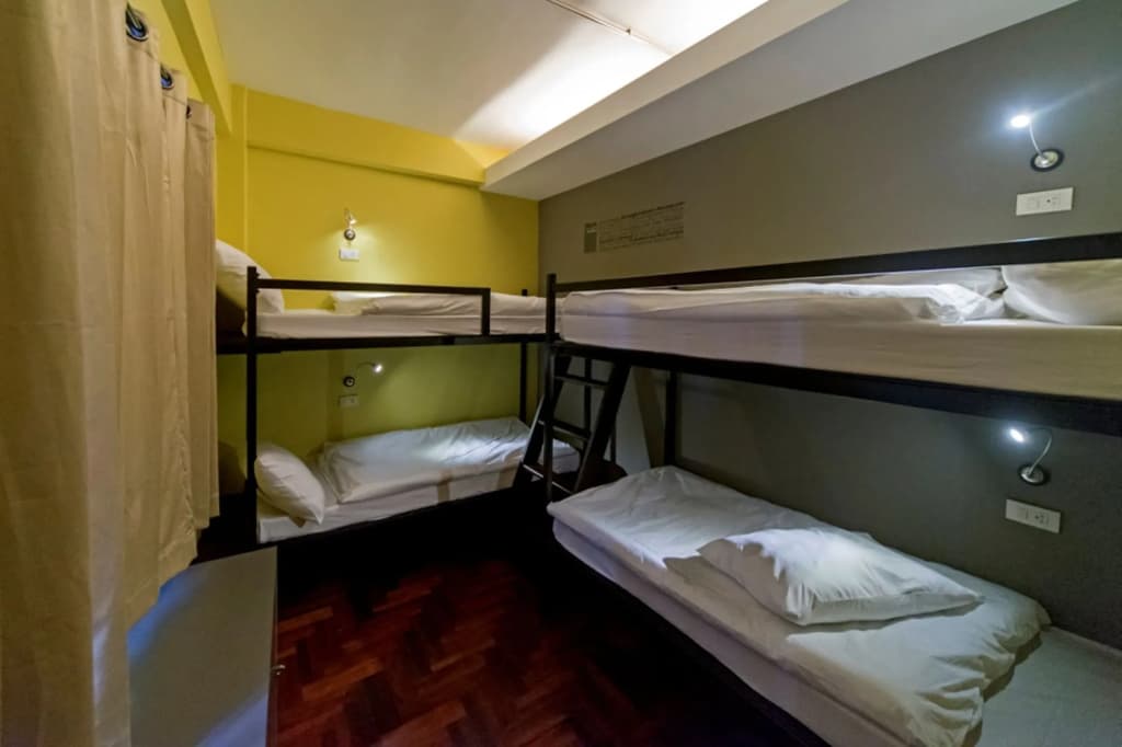 Siam Mitr Hostel - photo 4