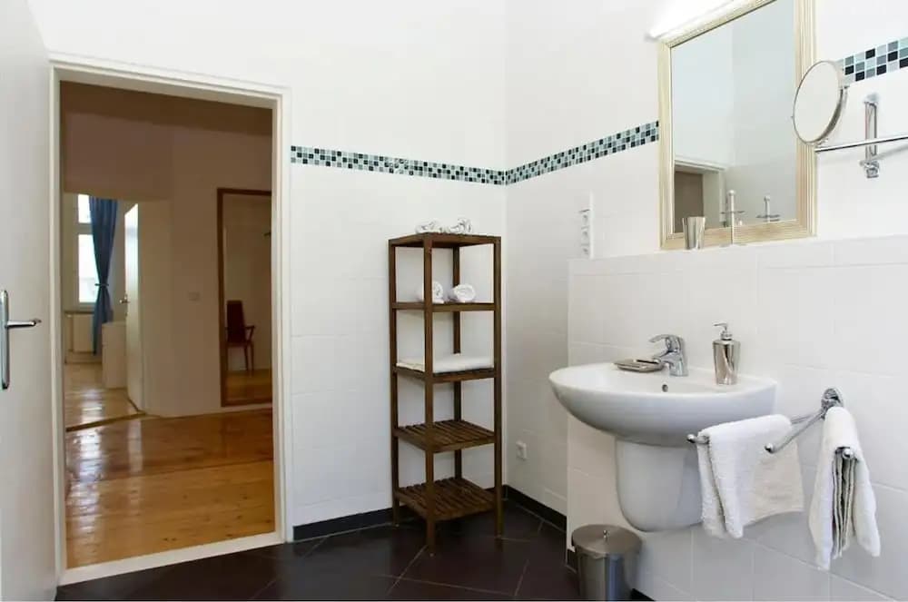 BerlinLux Apartments - City West - photo 9