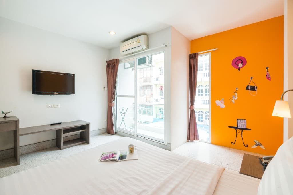The Fifth Residence Hotel - photo 18