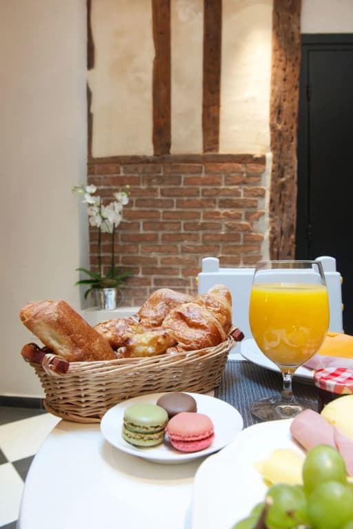 Hotel le Clos de Notre Dame - photo 9