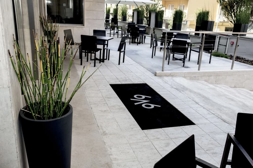 9V9 Hotel - photo 22