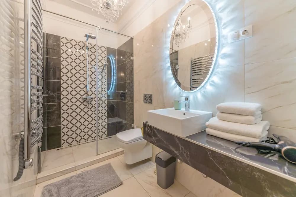 Music Academy Bedroom Suite Café Vian Apartman Kft - photo 7