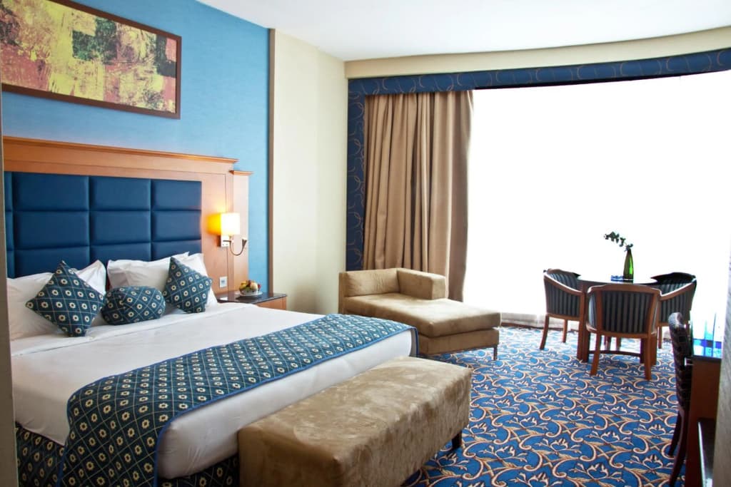 Ramee Rose Hotel - photo 4
