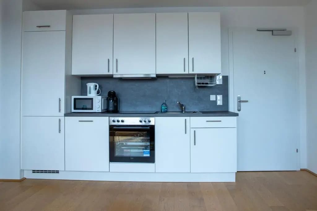 Maureen Lovely 2 Bedroom Unit with Community Pool - photo 18