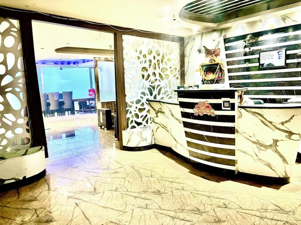 Hotel Pushpanjali - photo 1