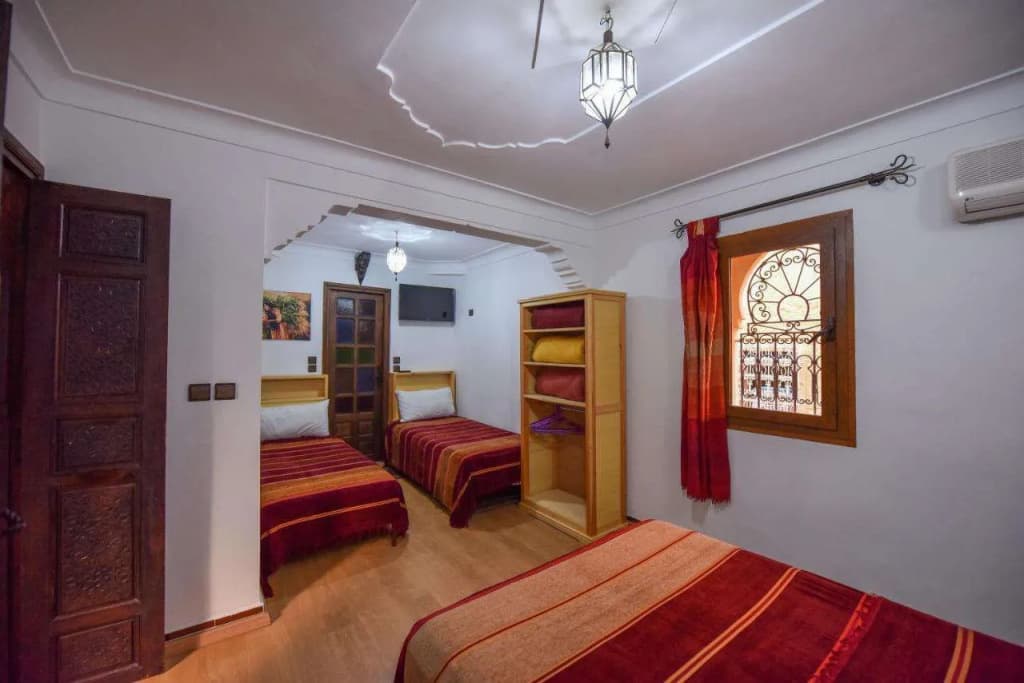 Riad Assia - photo 5