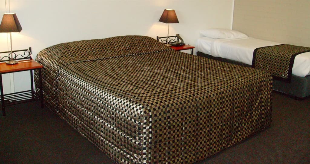 Campbelltown Colonial Motor Inn - photo 3