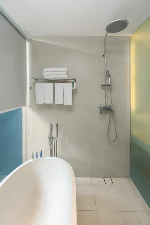 Citadines Berawa Beach Bali Hotel - photo 10