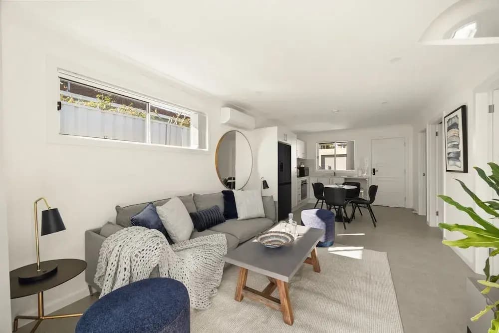 Beachside 2-bed Home in Brighton-le-sand - photo 5