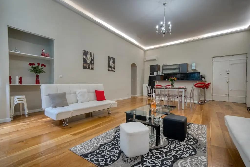 Old Town Luxury 3 Beds - photo 13