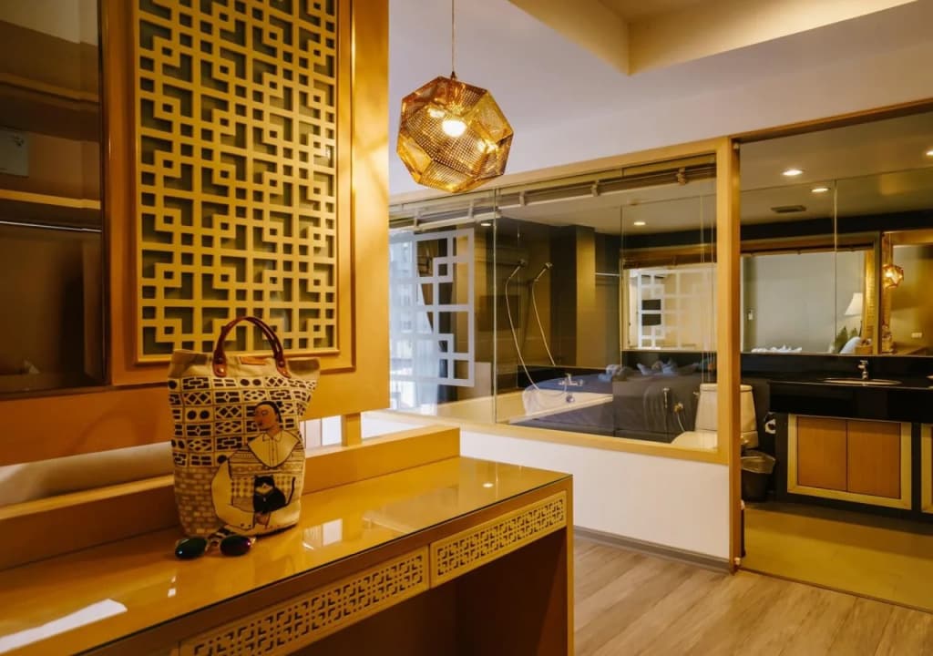 Moon Dragon Hotel - photo 25