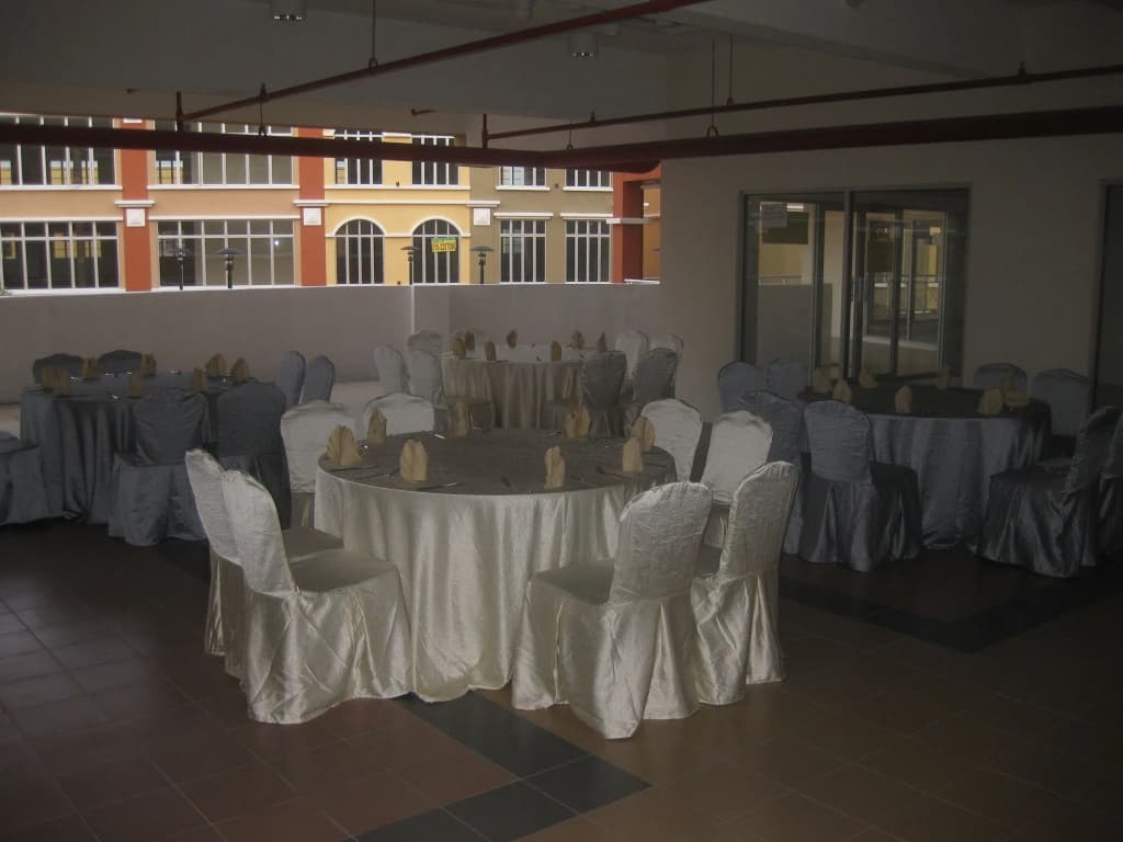 Roof Garden Hotel - photo 10
