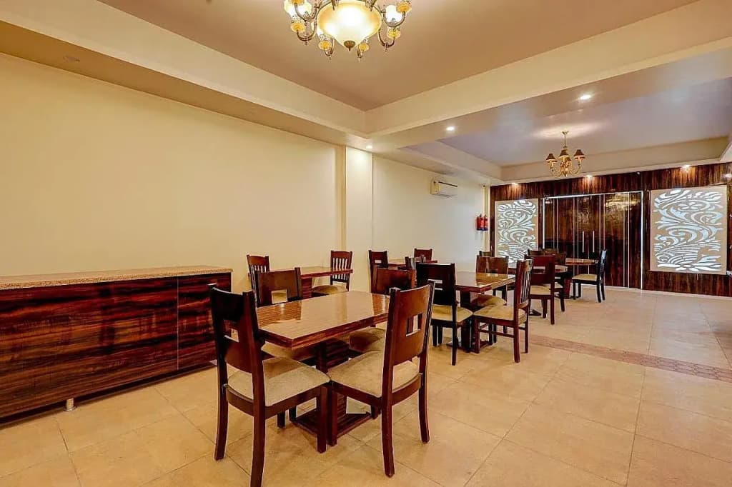 Hotel O Golden King - photo 31