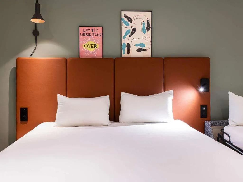 Ibis Paris Canal Saint Martin - photo 25