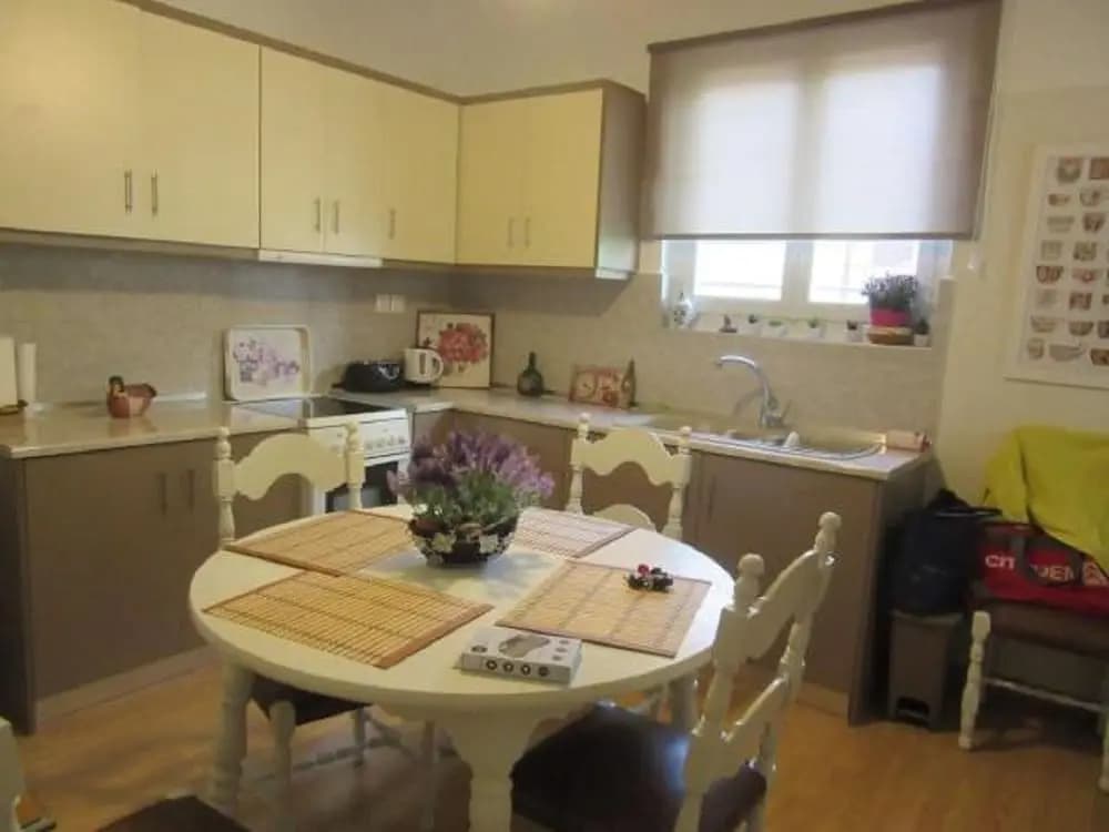 Marion-Athenian Style Apartment - photo 12