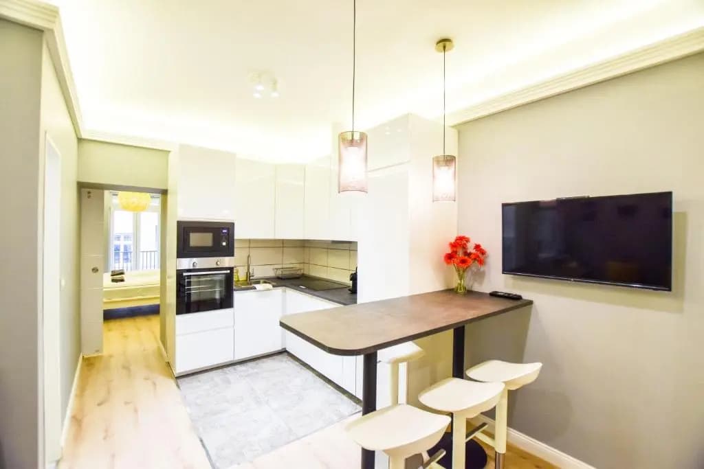 Riverside Apartment in Downtown - photo 10