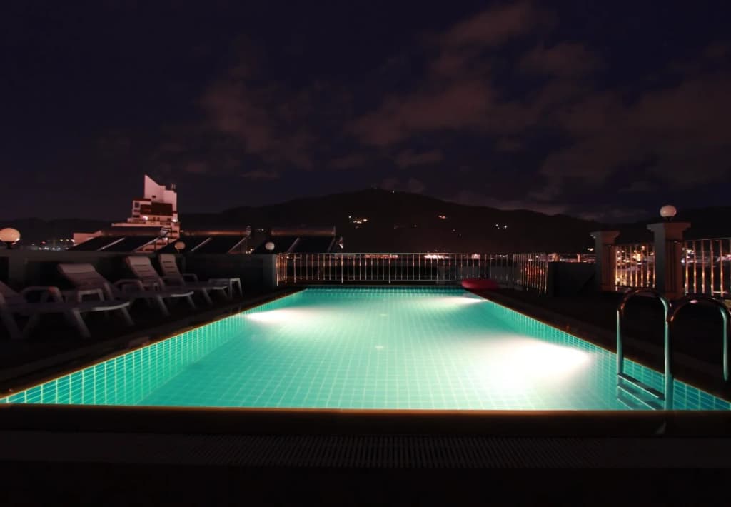 The Crystal Beach Hotel - photo 11