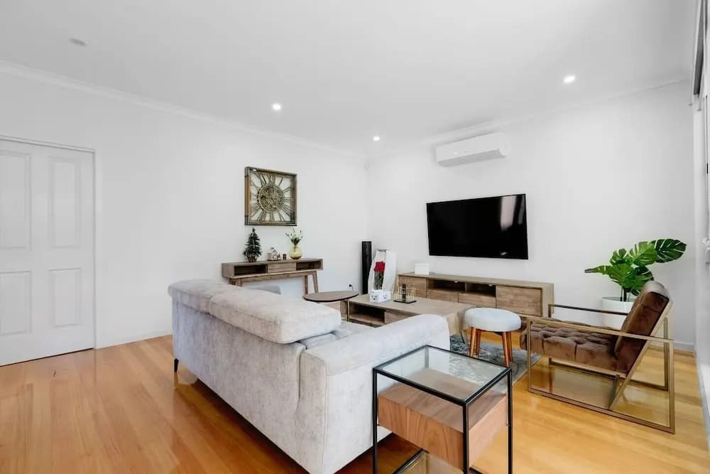 Impressive & Spacious new Townhouse@preston - photo 19