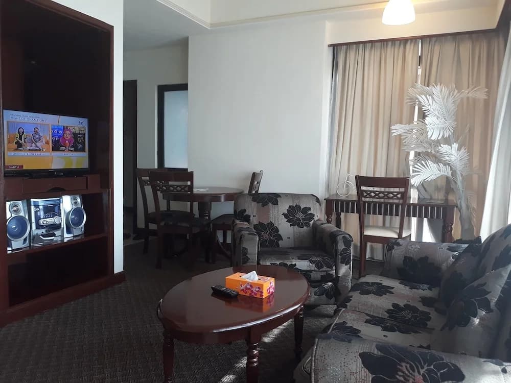 1Imbi Suites Times Square - photo 31