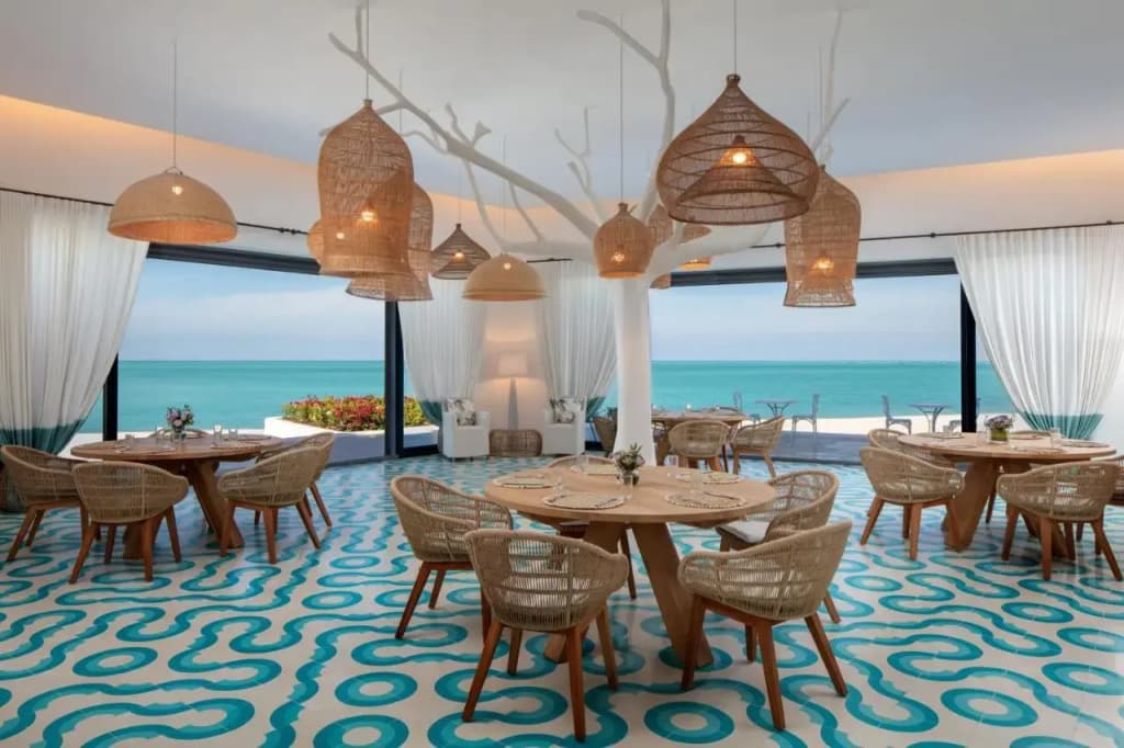 Anantara Retreat Santorini Abu Dhabi - Adults Only - photo 23