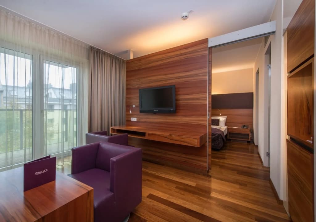 Pakat Suites - photo 3