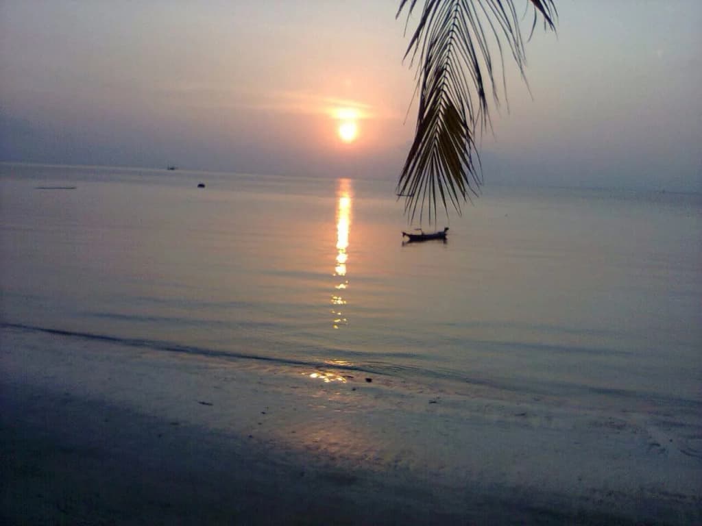Silver Beach Bungalow - photo 3