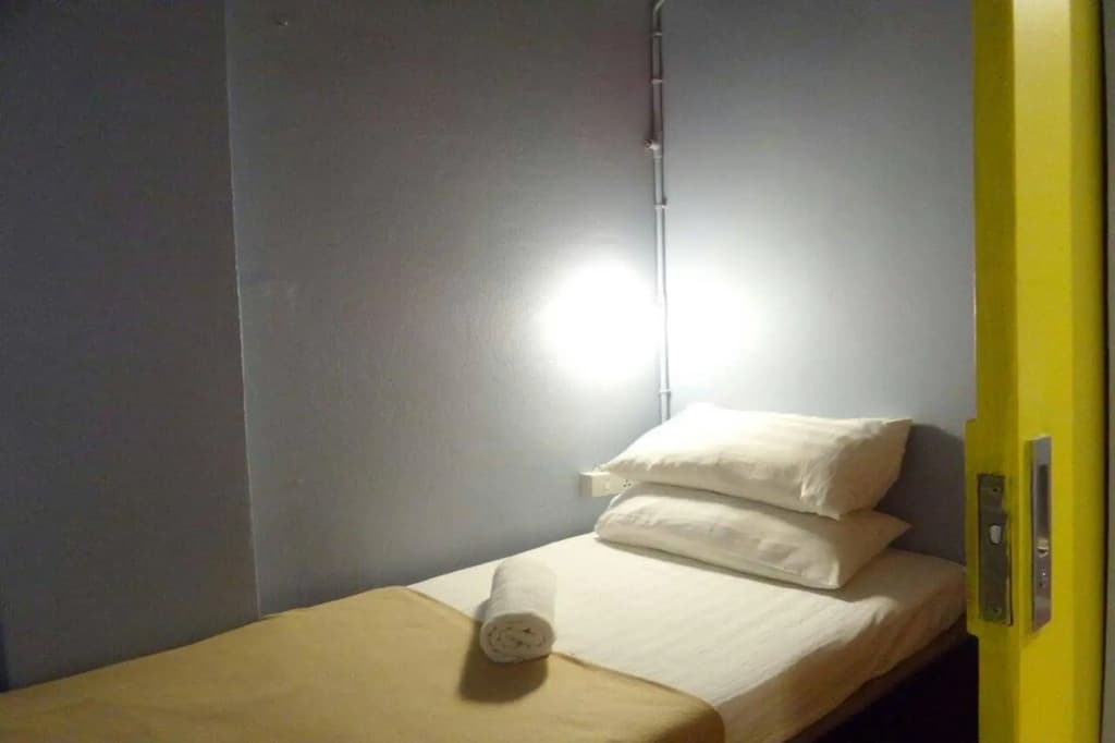 2230 Hostel - photo 3