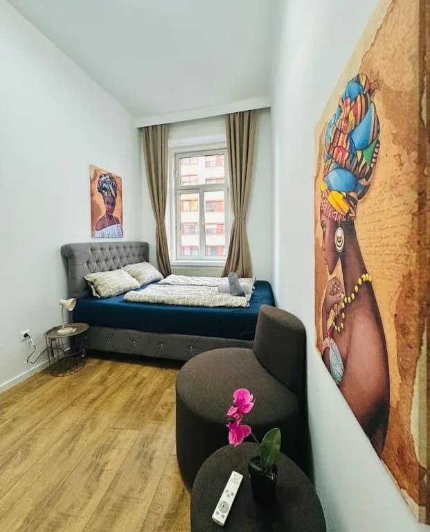 Stylish 9BR Apartment for 18 Guests - photo 33