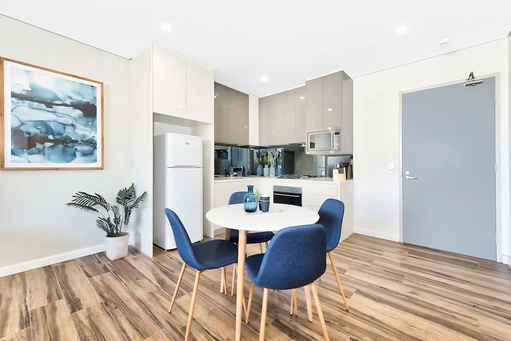 2 Bedrooms with Great Cleanliness and Comfort - photo 4