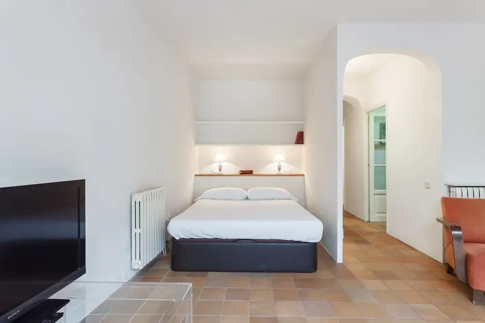 Flateli Sarria - main photo