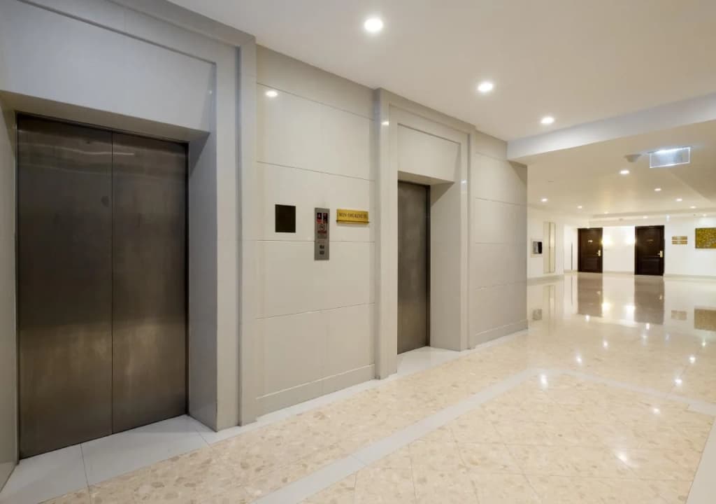 Centre Point Plus Hotel Silom - photo 17