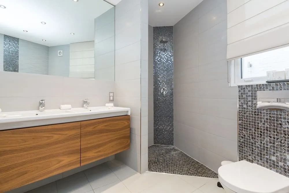 Urban Chic - Bayswater - photo 19