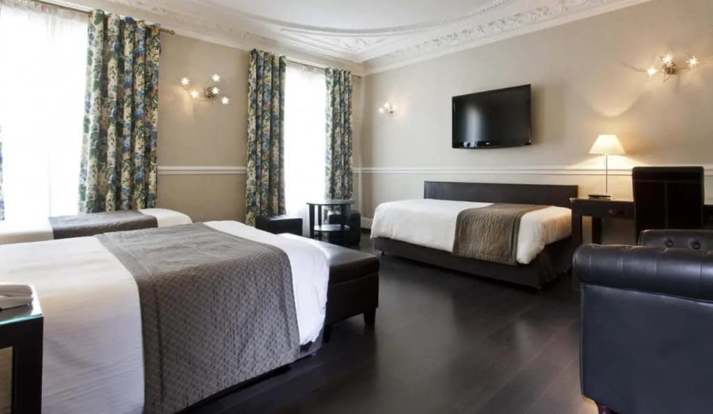 Hotel Claude Bernard Saint Germain - photo 25