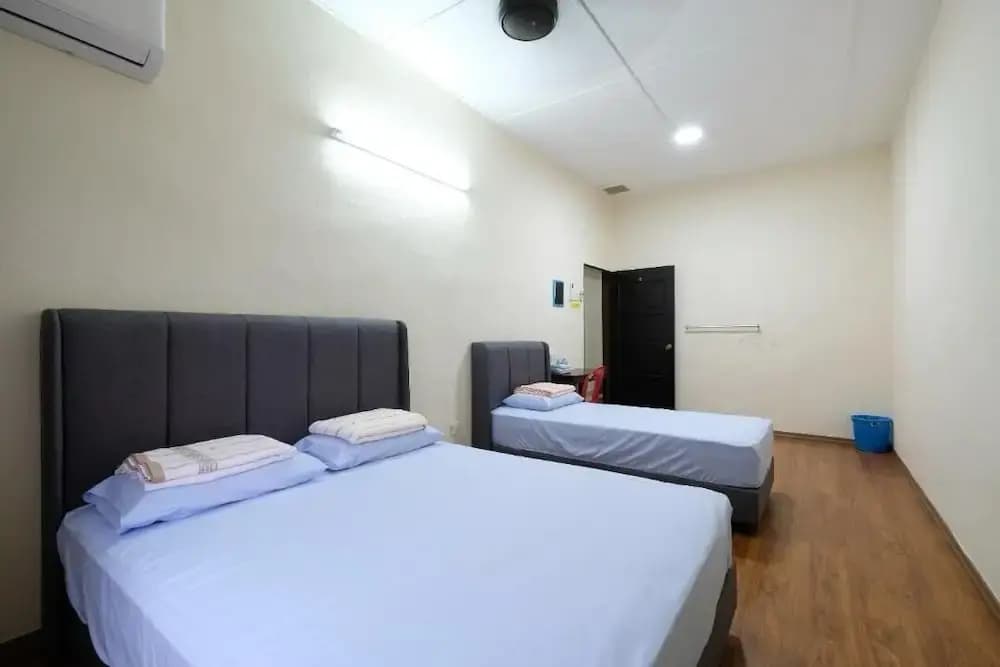 Comfortable Homestay in perai - photo 4