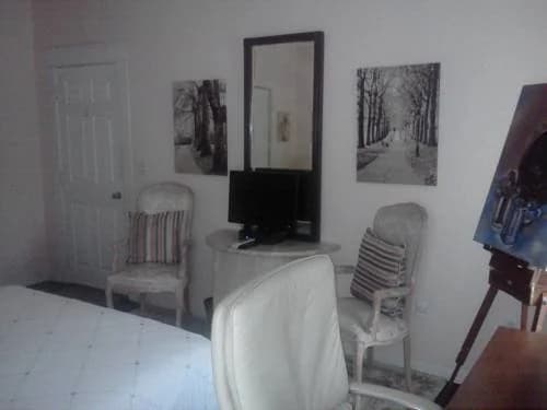 MPD Bed and Breakfast - photo 2