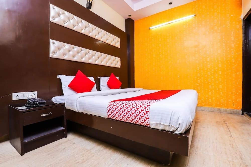 OYO 39815 Karat 87 Hotel - main photo